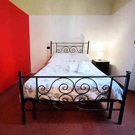 Just Outside The Wall: Free A/C, Bikes And Wifi Lucca Exterior photo